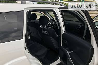 Позашляховик / Кросовер Mitsubishi Outlander XL 2011 в 