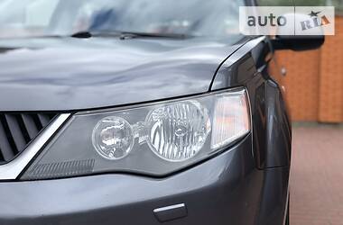 Позашляховик / Кросовер Mitsubishi Outlander XL 2007 в 