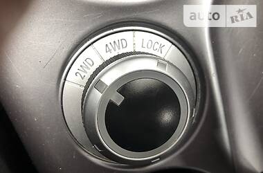 Позашляховик / Кросовер Mitsubishi Outlander XL 2007 в 