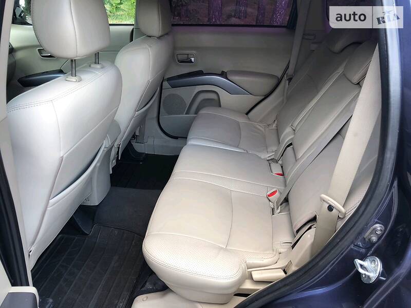 Позашляховик / Кросовер Mitsubishi Outlander XL 2007 в Боярці