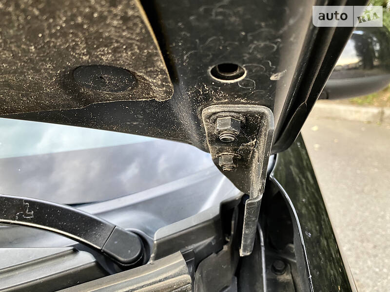 Позашляховик / Кросовер Mitsubishi Outlander XL 2009 в Одесі фото 54 Позашляховик / Кросовер Mitsubishi Outlander XL 2009 в Одесі