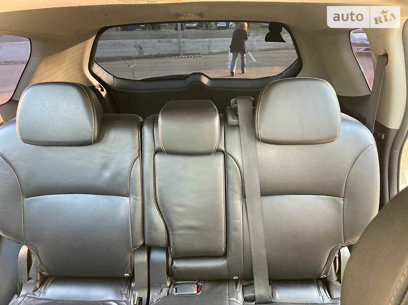 Внедорожник / Кроссовер Mitsubishi Outlander XL 2008 в Черновцах