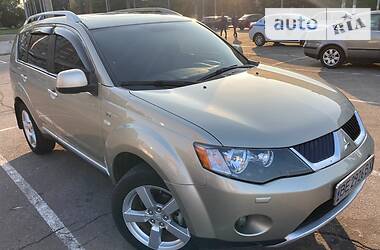 Внедорожник / Кроссовер Mitsubishi Outlander XL 2008 в 