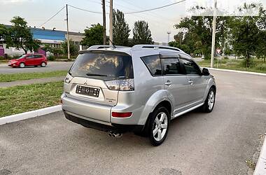 Внедорожник / Кроссовер Mitsubishi Outlander XL 2008 в Днепре