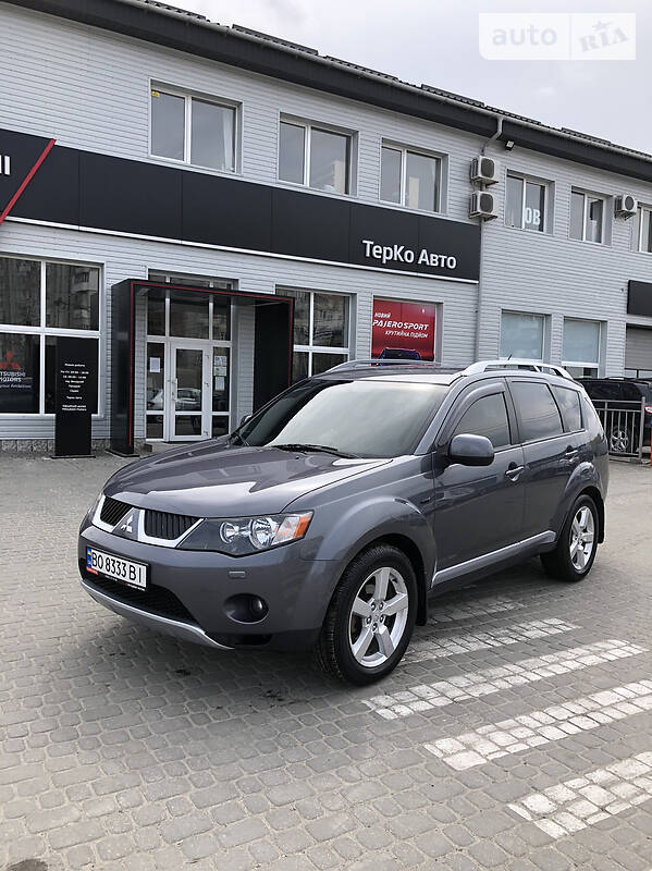 Позашляховик / Кросовер Mitsubishi Outlander XL 2007 в Тернополі