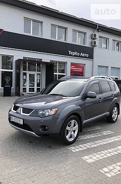 Внедорожник / Кроссовер Mitsubishi Outlander XL 2007 в Тернополе