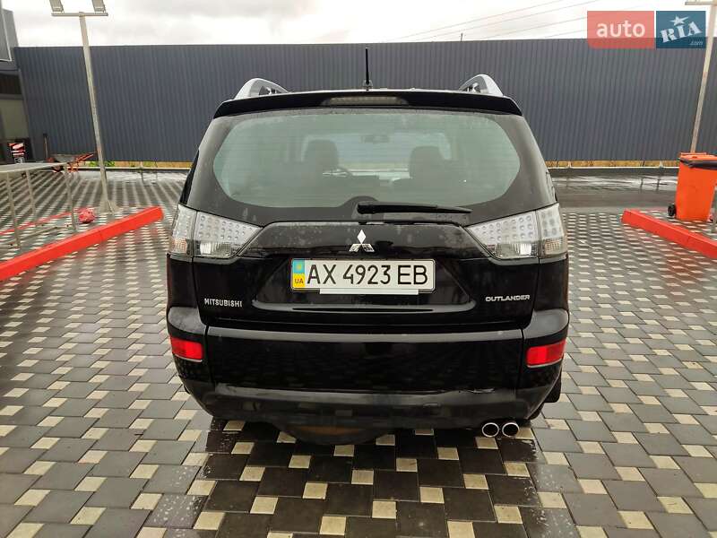 Внедорожник / Кроссовер Mitsubishi Outlander XL 2007 в Харькове