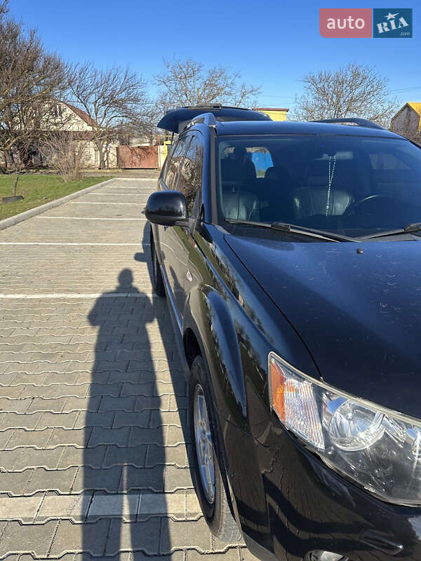 Внедорожник / Кроссовер Mitsubishi Outlander XL 2008 в Бердичеве
