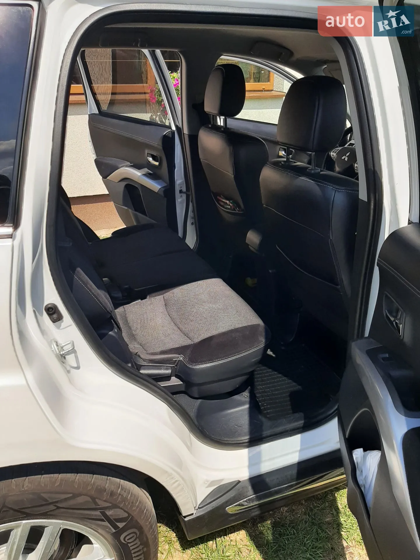 2011 Mitsubishi Outlander - мініатюра 10