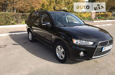 Внедорожник / Кроссовер Mitsubishi Outlander XL 2011 в Верхнеднепровске