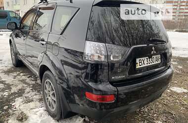 Внедорожник / Кроссовер Mitsubishi Outlander XL 2007 в Хмельницком