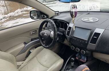 Внедорожник / Кроссовер Mitsubishi Outlander XL 2007 в Хмельницком