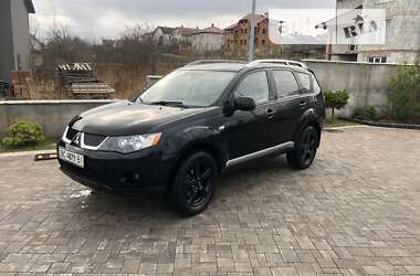 Внедорожник / Кроссовер Mitsubishi Outlander XL 2008 в Львове