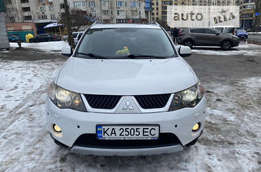 Внедорожник / Кроссовер Mitsubishi Outlander XL 2008 в Киеве