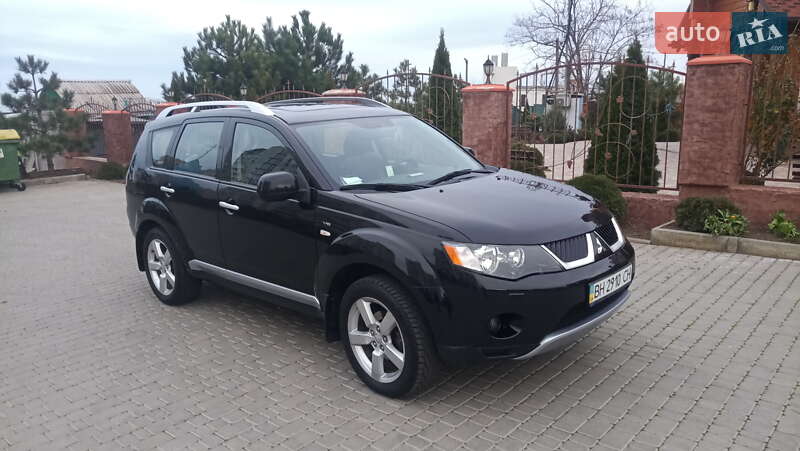Позашляховик / Кросовер Mitsubishi Outlander XL 2008 в Чорноморську