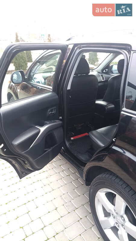 Позашляховик / Кросовер Mitsubishi Outlander XL 2008 в Чорноморську