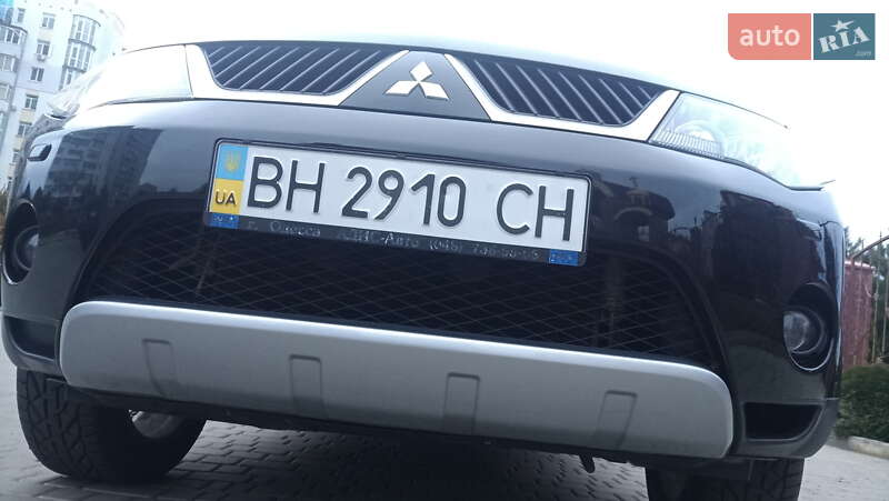 Позашляховик / Кросовер Mitsubishi Outlander XL 2008 в Чорноморську