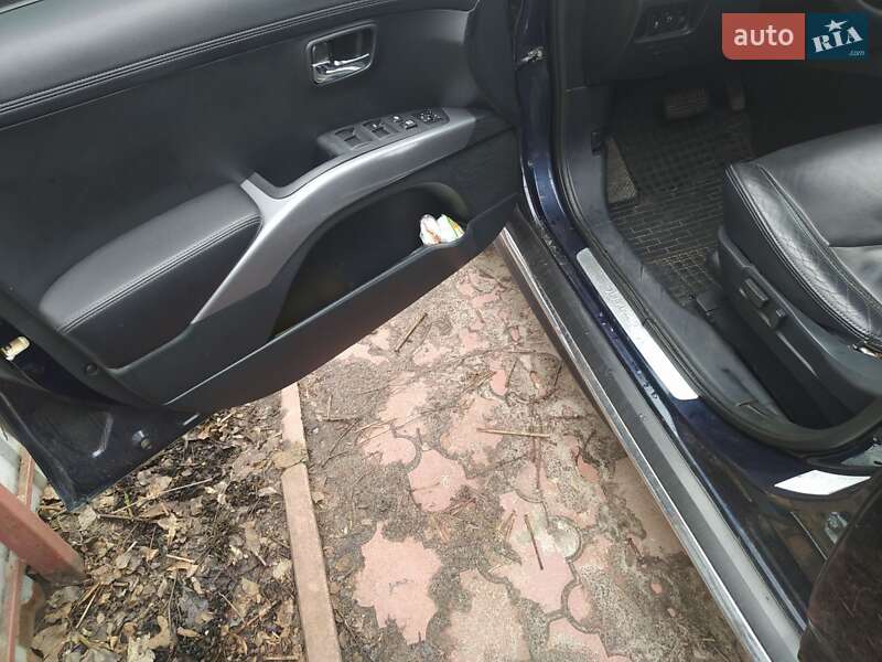 Внедорожник / Кроссовер Mitsubishi Outlander XL 2010 в Боярке