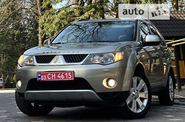 Внедорожник / Кроссовер Mitsubishi Outlander XL 2009 в Дрогобыче