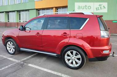 Внедорожник / Кроссовер Mitsubishi Outlander XL 2010 в Луцке