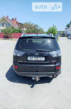 Позашляховик / Кросовер Mitsubishi Outlander XL 2007 в Києві