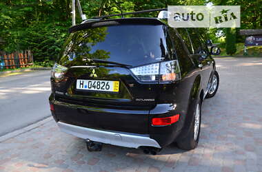 Позашляховик / Кросовер Mitsubishi Outlander XL 2009 в Трускавці
