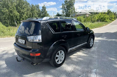 Позашляховик / Кросовер Mitsubishi Outlander XL 2008 в Радивиліві