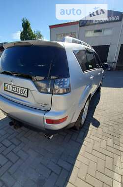 Внедорожник / Кроссовер Mitsubishi Outlander XL 2008 в 