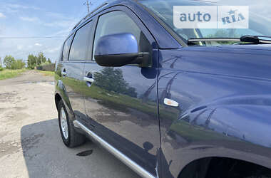 Позашляховик / Кросовер Mitsubishi Outlander XL 2007 в Ковелі