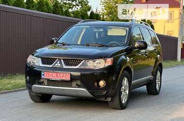 Позашляховик / Кросовер Mitsubishi Outlander XL 2008 в Радивиліві