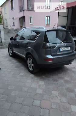 Внедорожник / Кроссовер Mitsubishi Outlander XL 2007 в 
