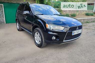 Позашляховик / Кросовер Mitsubishi Outlander XL 2011 в Арцизові