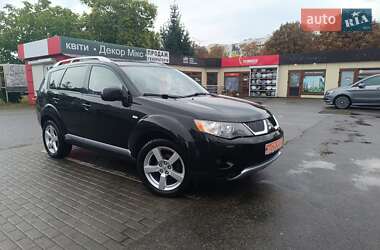 Позашляховик / Кросовер Mitsubishi Outlander XL 2009 в Луцьку