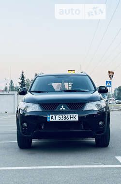 Внедорожник / Кроссовер Mitsubishi Outlander XL 2008 в Киеве