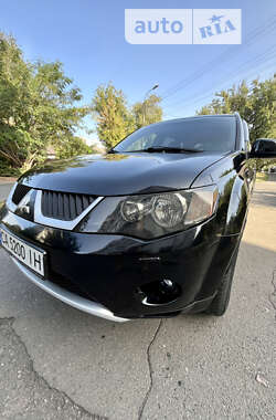 Внедорожник / Кроссовер Mitsubishi Outlander XL 2007 в Черкассах