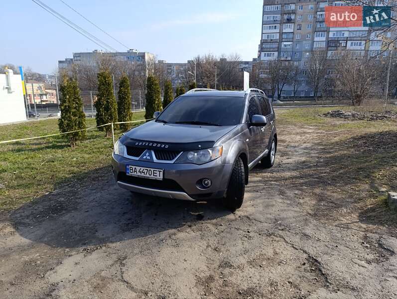 Внедорожник / Кроссовер Mitsubishi Outlander XL 2008 в 