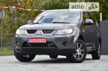 Позашляховик / Кросовер Mitsubishi Outlander XL 2008 в Дрогобичі