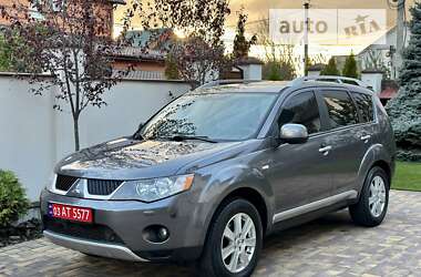 Позашляховик / Кросовер Mitsubishi Outlander XL 2009 в Вінниці