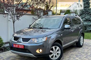 Позашляховик / Кросовер Mitsubishi Outlander XL 2009 в Вінниці