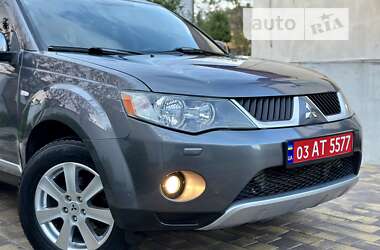 Позашляховик / Кросовер Mitsubishi Outlander XL 2009 в Вінниці