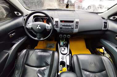 Позашляховик / Кросовер Mitsubishi Outlander XL 2008 в Харкові