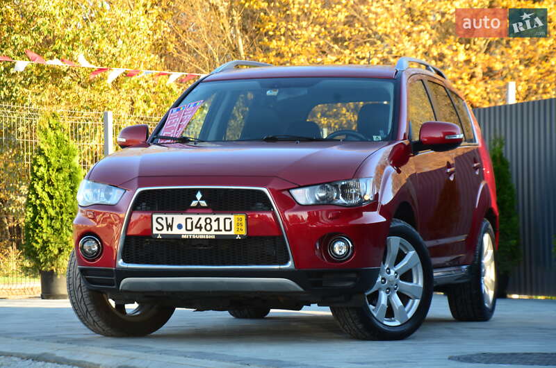 Внедорожник / Кроссовер Mitsubishi Outlander XL 2011 в Дрогобыче