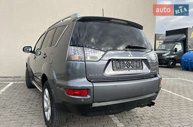 Позашляховик / Кросовер Mitsubishi Outlander XL 2011 в Дрогобичі