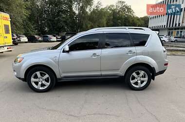 Внедорожник / Кроссовер Mitsubishi Outlander XL 2009 в Запорожье