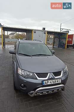 Позашляховик / Кросовер Mitsubishi Outlander XL 2008 в Запоріжжі