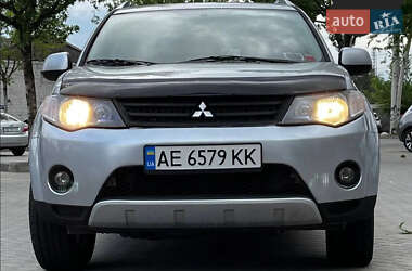 Позашляховик / Кросовер Mitsubishi Outlander XL 2008 в Дніпрі