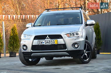 Позашляховик / Кросовер Mitsubishi Outlander XL 2011 в Дрогобичі