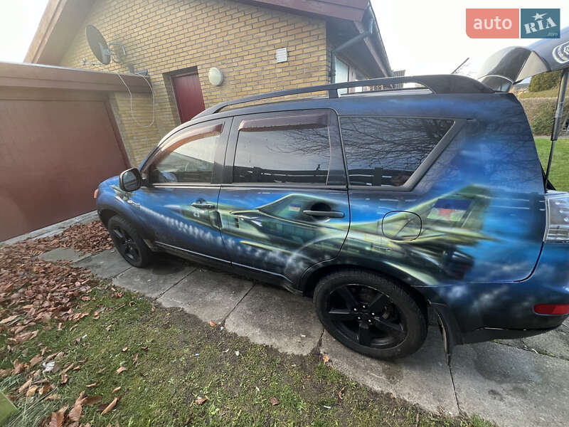 Позашляховик / Кросовер Mitsubishi Outlander XL 2007 в Могилів-Подільському