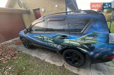 Позашляховик / Кросовер Mitsubishi Outlander XL 2007 в 