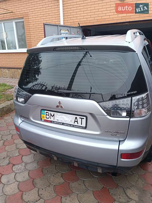 Внедорожник / Кроссовер Mitsubishi Outlander XL 2008 в Ромнах